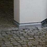 Pfostenabdeckung aus Titanzink